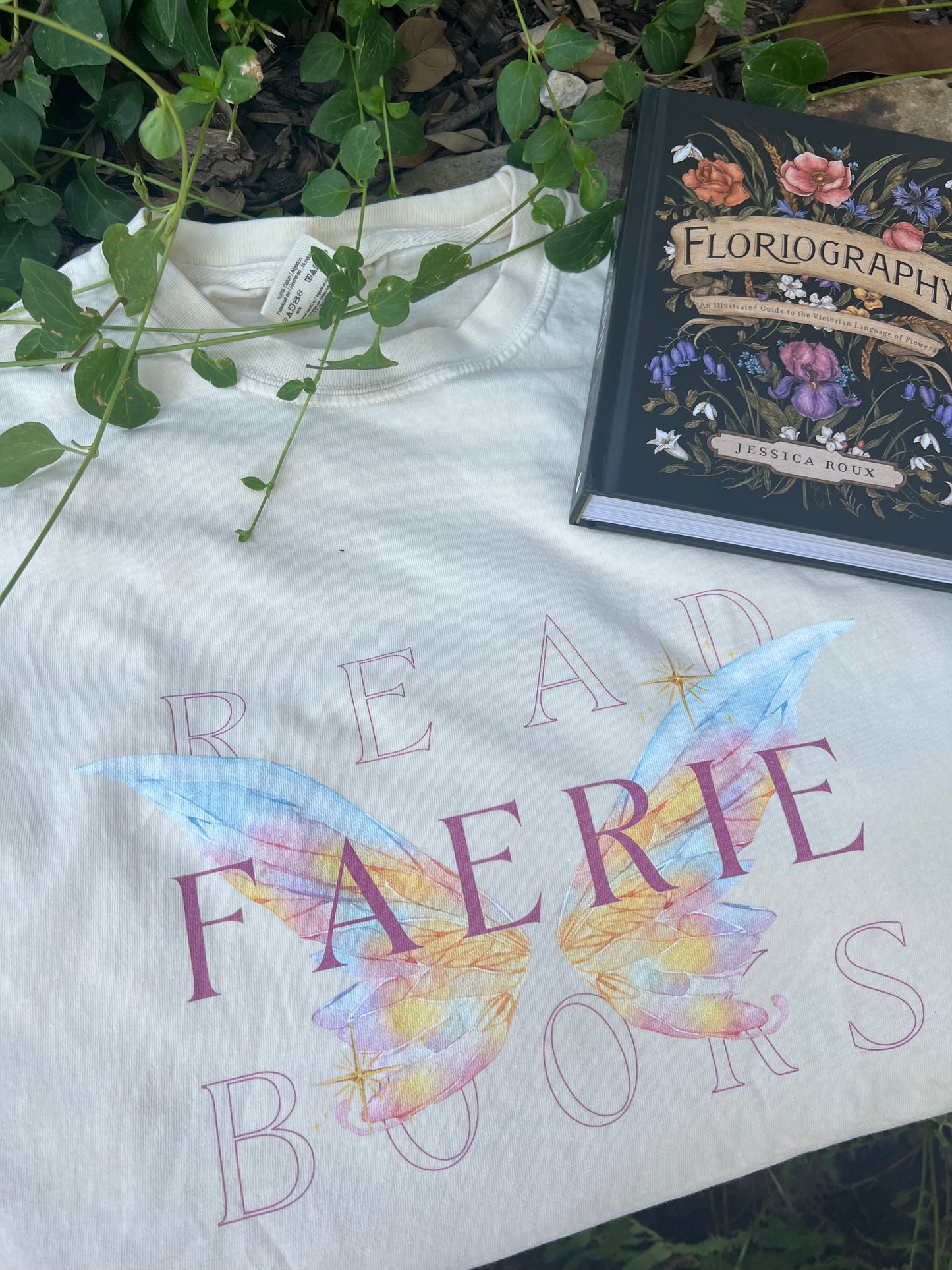 Read Faerie Books Tee